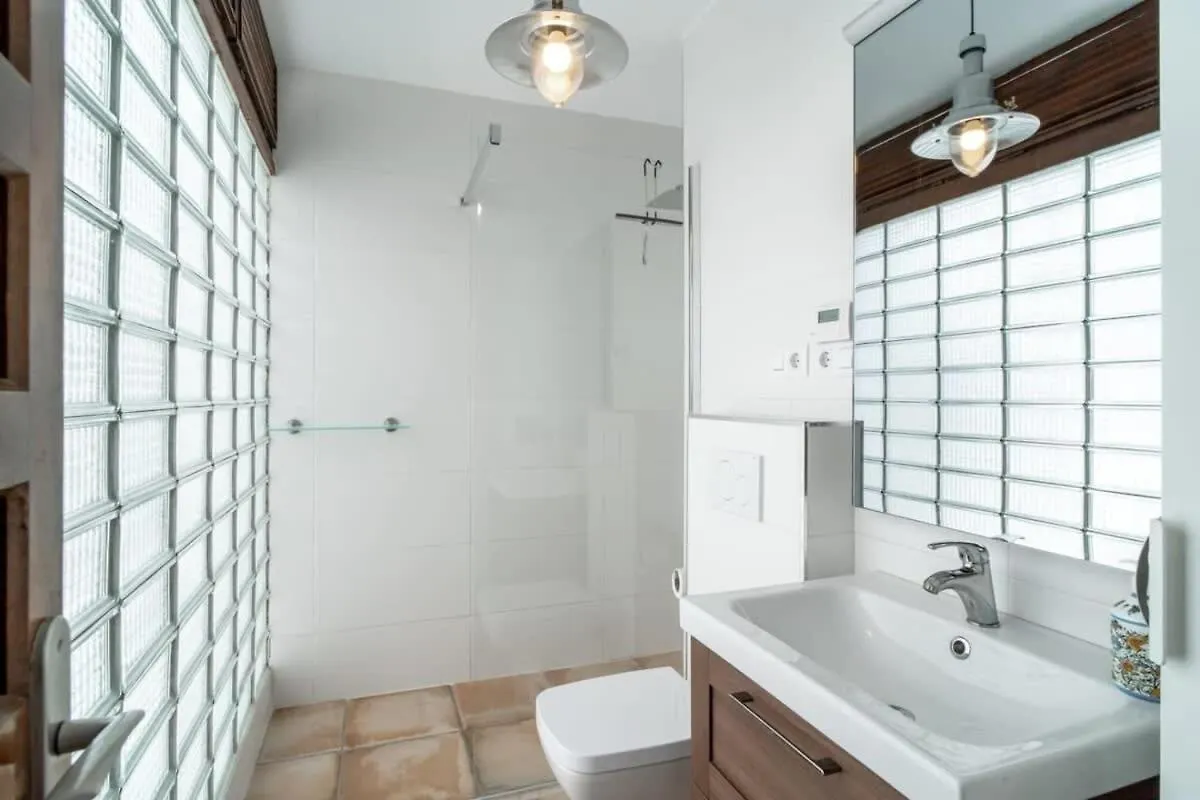 فيلا Bellavista 1 نيرخا 0*,